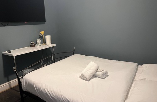 Ryde House | The Crown Hotel