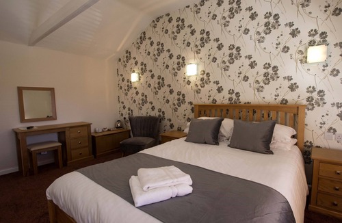 Long Melford Hotel | The Crown Hotel