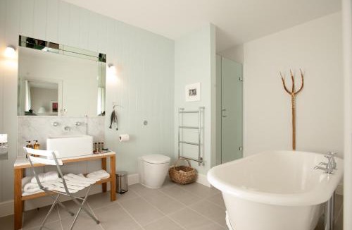 Martlesham Heath Hotel | The Crown Hotel