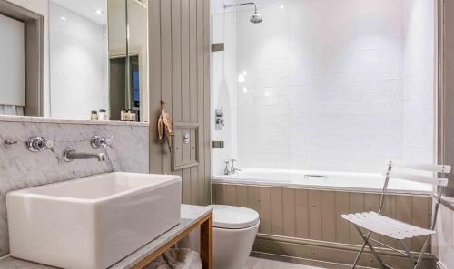 Martlesham Heath Hotel | The Crown Hotel