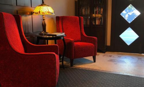 Ahuriri Hotel | The Crown Hotel