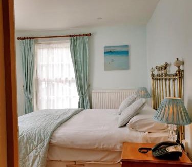Saffron Walden Bed & Breakfast | The Crown House Inn
