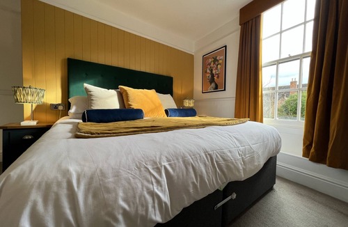 Benson Bed & Breakfast | The Crown Inn at Benson