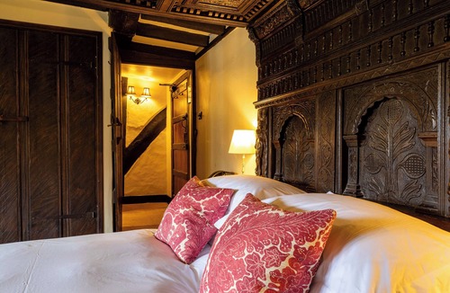 Chiddingfold Hotel | The Crown Inn