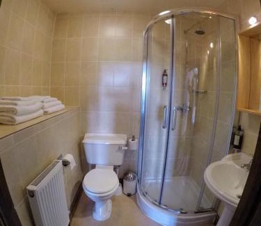 Horsted Keynes Hotel | The Crown Inn