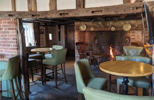 Horsted Keynes Hotel | The Crown Inn