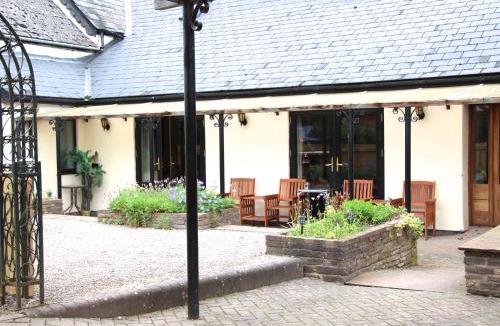 Longtown Hotel | The crown inn Longtown