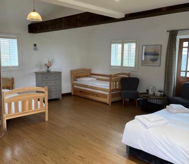 Ham Bed & Breakfast | The Crown Lodges