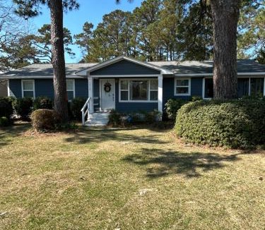 Morehead City Ski Chalet | The Crystal Cottage2