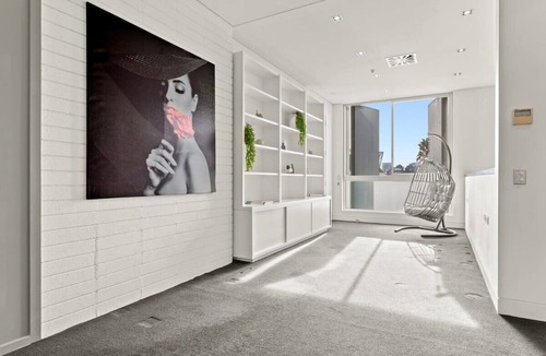 Newton House | The Cube on Upper Queen Street