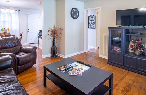 East Florence House | The Cul De Sac GEM of Florence