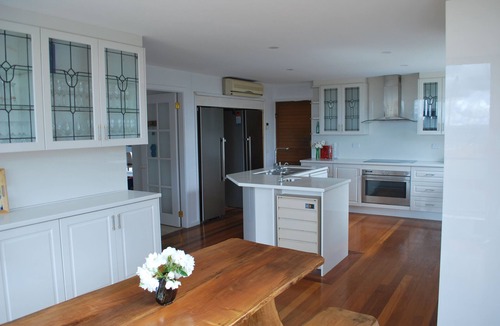 Mount Panorama House | The Cutting Mount Panorama