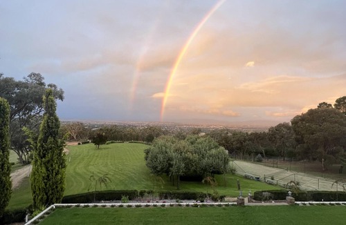 Mount Panorama House | The Cutting Mount Panorama