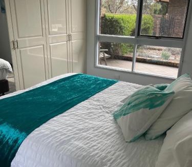 Mount Panorama House | The Cutting Mount Panorama