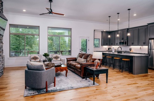 Bella Vista House | The Cyclopath Summary