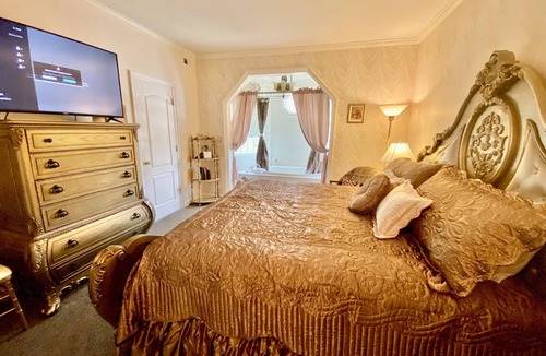 Conway Bed & Breakfast | The Cypress Inn Bed & Breakfast