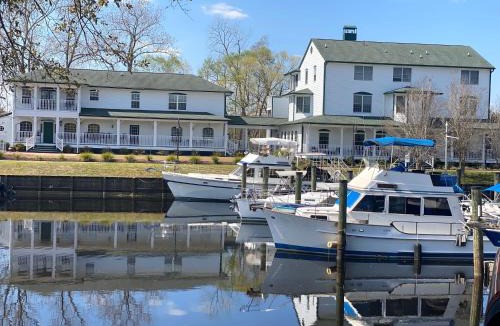 Conway Bed & Breakfast | The Cypress Inn