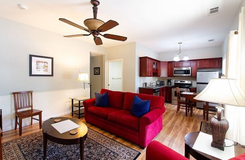 Dahlonega Hotel | The Dahlonega Square Hotel