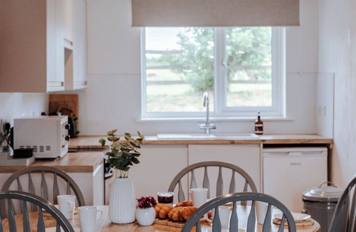 St Margaret's at Cliffe Cottage | The Dairy - 3 Bedroom