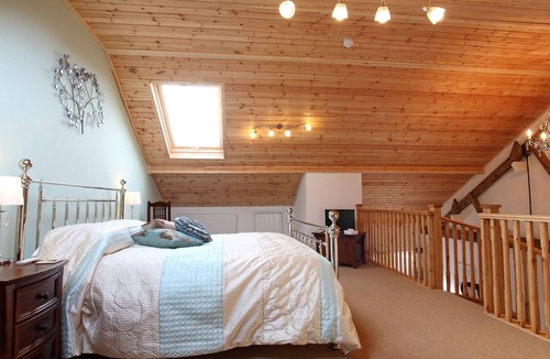 Hickling Bed & Breakfast | The Dairy Barns