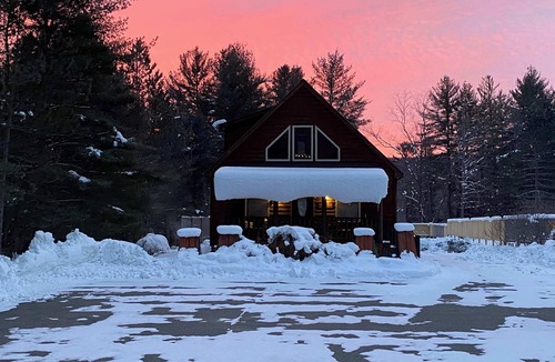 Wells Cabin | The Dakota, Dog Friendly Cabin at Lake Algonquin