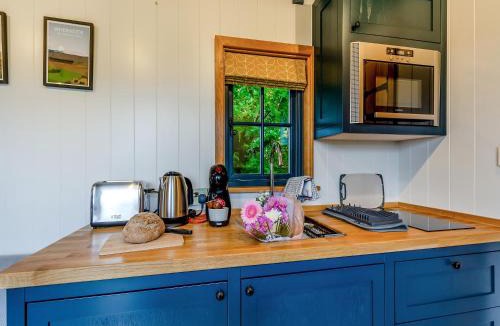 Settle House | The Dalesbred Hut - Uk40150