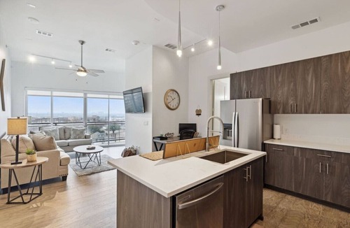 Cedars Apartment | The Dallas Dreamscape