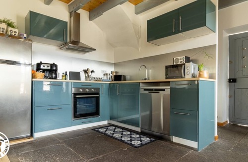 Saint-Saturnin House | The damsel tower