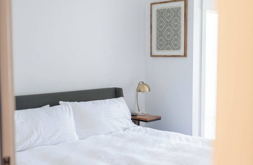 Victoria Hotel | The Darlington Room @ Main Street Lofts