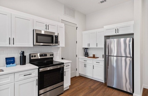 Fort Worth Apartment | The Dartmouth at Corbin: 1-Bedroom Modern Classic