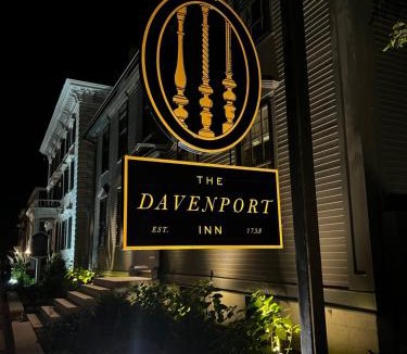 Portsmouth Hotel | The Davenport Inn