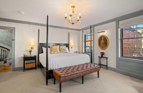 Portsmouth Hotel | The Davenport Inn