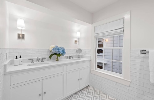 Portsmouth Hotel | The Davenport Inn