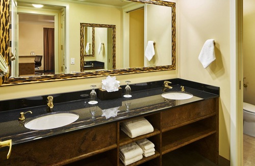 Downtown Spokane Hotel | The Davenport Tower, Autograph Collection