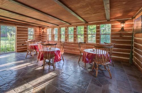 Placerville Hotel | The Davies Family Inn