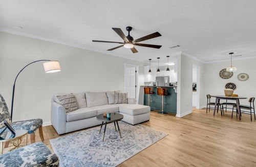 Starkville Condo | The Dawg Den, MSU, Dawgs Sleep Here!