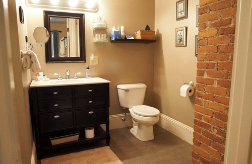 Corey Square Bed & Breakfast | The Dawn Room | 203