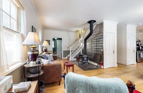 Barnard House | The Daydream Cottage