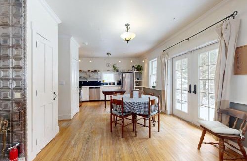 Barnard House | The Daydream Cottage