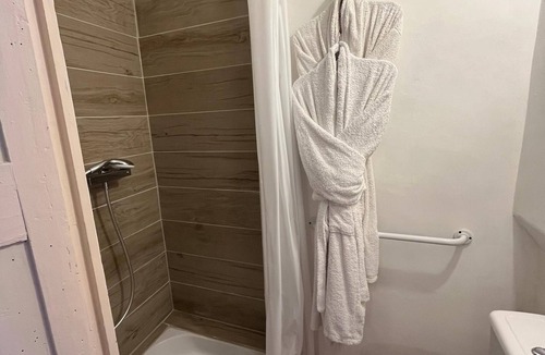 Cruzy House | The dead-end cottage