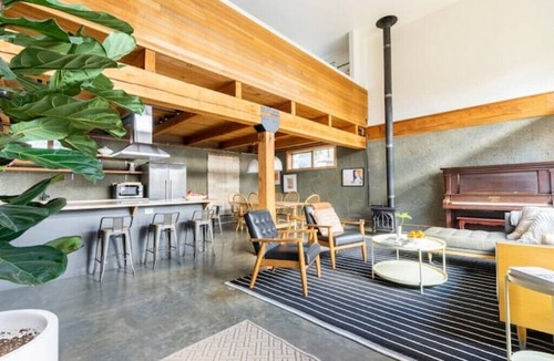 Atlantic House | The Dearborn Loft Housen