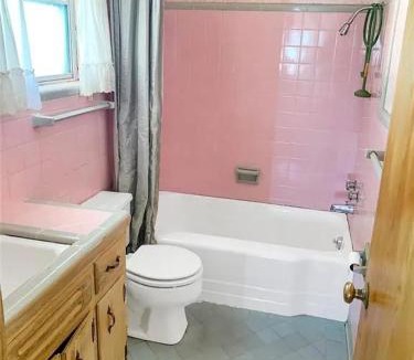 Ellendale Apartment | The Deb Logical Apartment