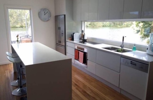 Chittaway Point House | "The Deck" - Central Coast