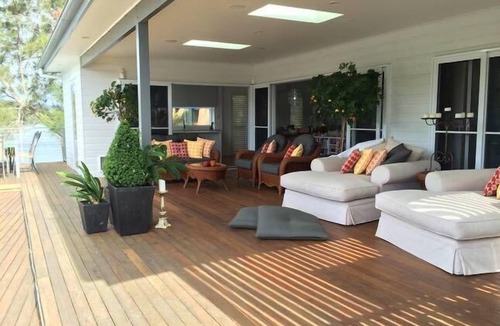 Chittaway Point House | "The Deck" - Central Coast