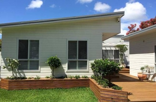 Chittaway Point House | "The Deck" - Central Coast