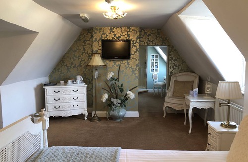 Market Deeping Hotel | The Deeping Stage