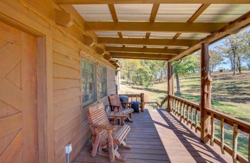 Edom House | ‘The Deer’ Cabin Peaceful Refuge in East Texas