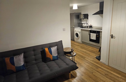 Higham Ferrers Apartment | The Dell - Rushden Lakes