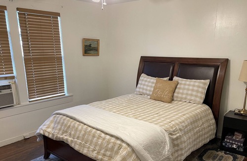 Clarksdale House | ✨The Delta Bungalow at Hopson, close to downtown Clarksdale!