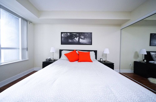 Financial District Hotel | The Delta District Stay